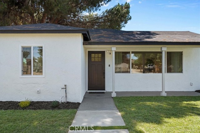 8316 Reseda Avenue, Fontana CA: https://media.crmls.org/medias/f8d521f9-0e25-4e5c-93d7-3e8c460e7a3f.jpg