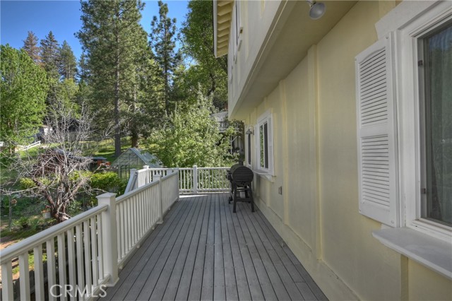 Detail Gallery Image 37 of 41 For 22771 Fir Ln, Crestline,  CA 92325 - 4 Beds | 2/1 Baths