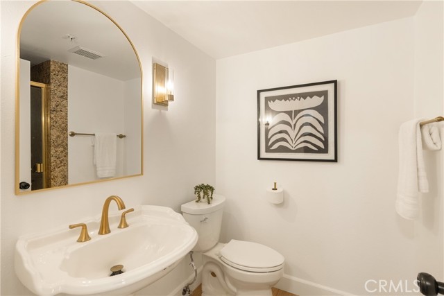 Image 30 of 65 For 18571 Buena Vista