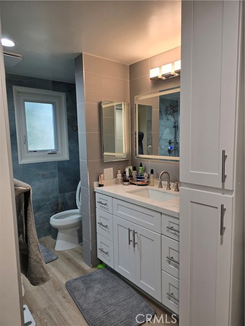 Detail Gallery Image 12 of 15 For 13338 Del Monte Dr., Seal Beach,  CA 90740 - 2 Beds | 2 Baths