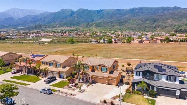Detail Gallery Image 32 of 36 For 15190 Fox Ridge Dr, Fontana,  CA 92336 - 3 Beds | 2/1 Baths