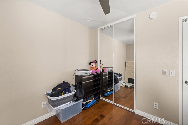 40 Country Wood Drive, Phillips Ranch CA: https://media.crmls.org/medias/f8d6aa32-83b3-48b1-94a8-be31cc68a668.jpg