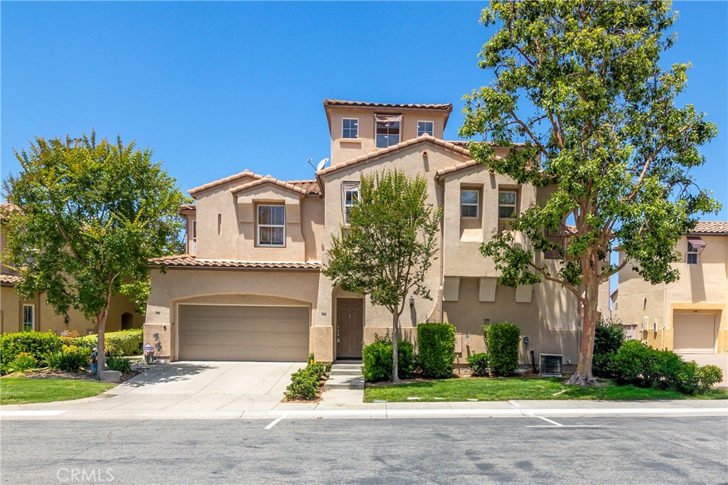 946 Bolex Way