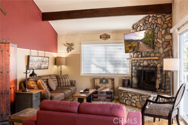 Detail Gallery Image 16 of 46 For 1029 Glen Mountain Rd, Big Bear City,  CA 92314 - 2 Beds | 2 Baths