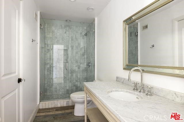 Detail Gallery Image 7 of 22 For 23760 Oakfield, Hidden Hills,  CA 91302 - 6 Beds | 4 Baths