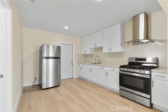 Image 25 of 35 For 14376 Euclid Street 1-4