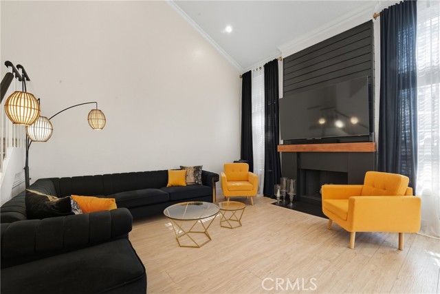 Detail Gallery Image 19 of 60 For 6070 E Summit, Anaheim Hills,  CA 92807 - 3 Beds | 3 Baths