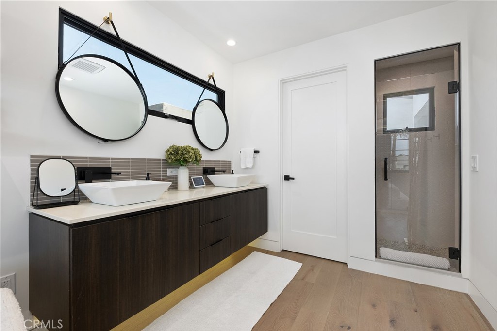 F8d93802 4d39 438b 90d2 2f93a47e431c