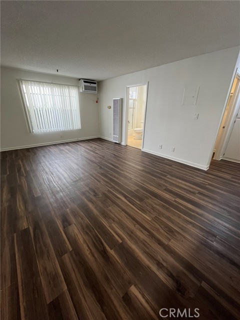 5418 Hermitage Avenue, North Hollywood CA: https://media.crmls.org/medias/f8da510a-79fe-4d74-bd3b-57a7636326f0.jpg