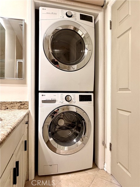 Detail Gallery Image 15 of 29 For 227 S Madison, Pasadena,  CA 91101 - 2 Beds | 2/1 Baths