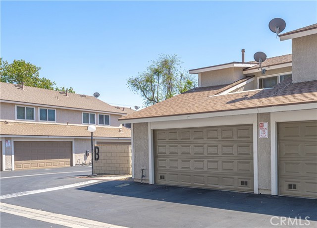 1650 S Campus Avenue, Ontario CA: https://media.crmls.org/medias/f8db355d-19a8-4cac-8a1f-cf6a760afbe3.jpg