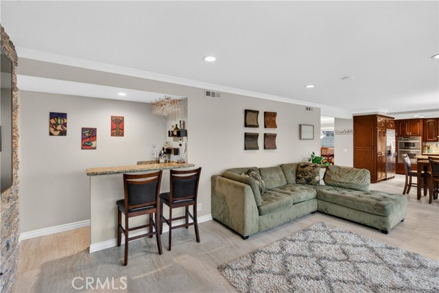 Detail Gallery Image 17 of 70 For 136 S Avenida Felipe, Anaheim,  CA 92807 - 4 Beds | 3 Baths