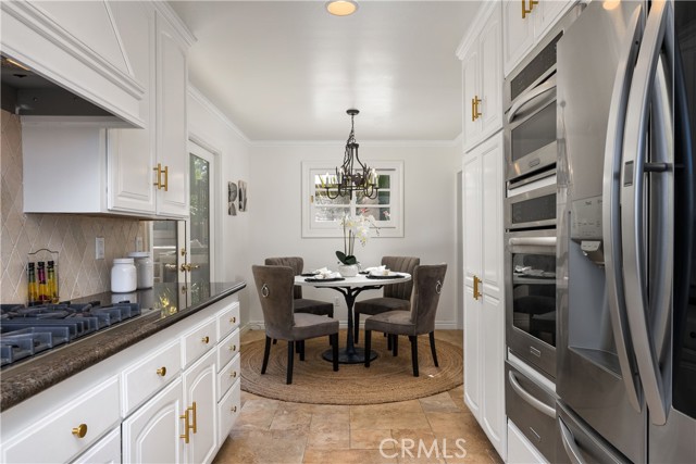 Detail Gallery Image 21 of 47 For 2621 Vista Ornada, Newport Beach,  CA 92660 - 3 Beds | 2/1 Baths