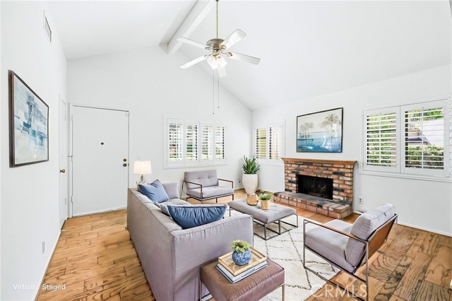 Detail Gallery Image 7 of 24 For 518 Blue Water, Fullerton,  CA 92831 - 2 Beds | 2 Baths