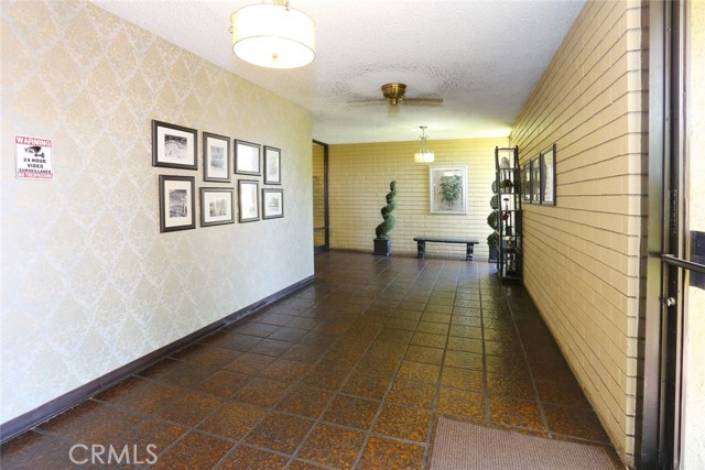Detail Gallery Image 35 of 38 For 125 W Mountain St #111,  Glendale,  CA 91202 - 1 Beds | 1 Baths