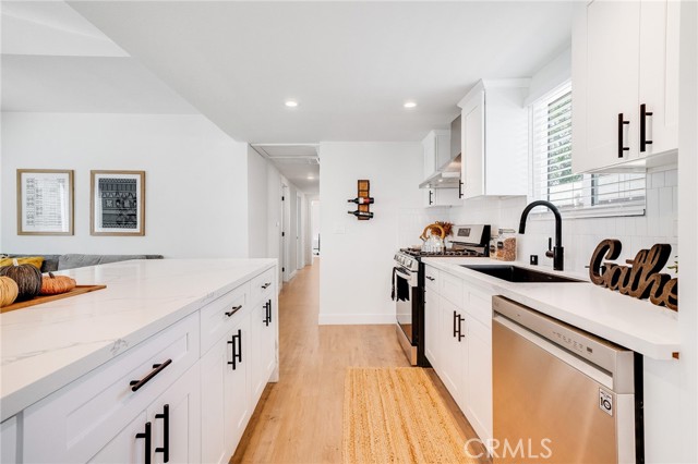 10535 Langmuir Avenue photo 8