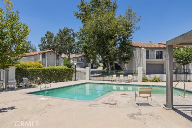 Detail Gallery Image 27 of 28 For 19519 Rinaldi St #57,  Porter Ranch,  CA 91326 - 3 Beds | 2 Baths