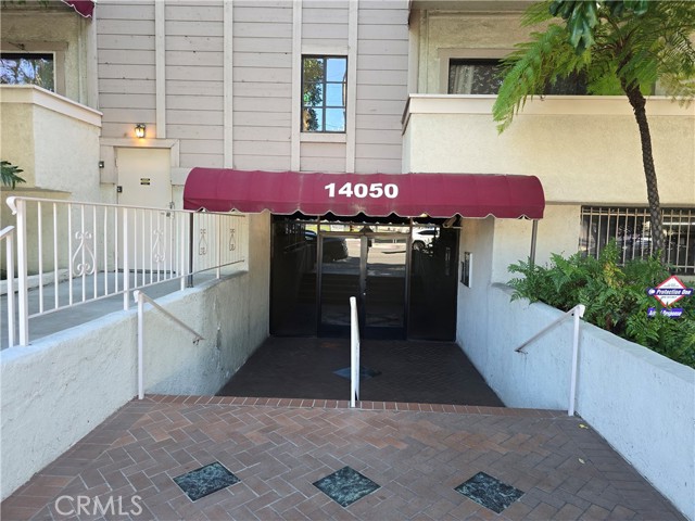 Detail Gallery Image 1 of 1 For 14050 Magnolia Bld #313,  Sherman Oaks,  CA 91423 - 1 Beds | 1 Baths