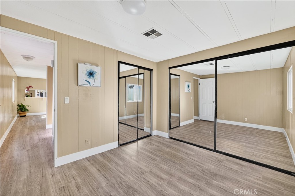 MLS #DW25240713 image #19