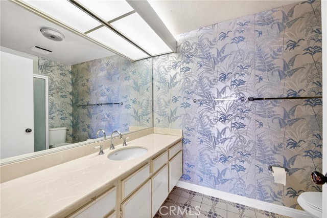 Detail Gallery Image 32 of 45 For 4210 via Arbolada #220,  Los Angeles,  CA 90042 - 2 Beds | 2 Baths