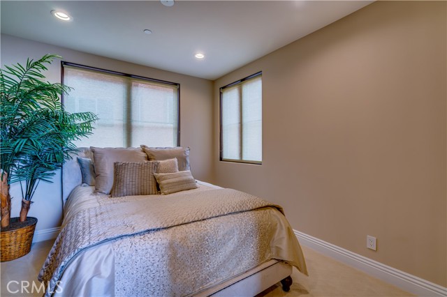 1724 Esplanade, Redondo Beach, California 90277, 3 Bedrooms Bedrooms, ,1 BathroomBathrooms,Residential,Sold,Esplanade,SB21185823