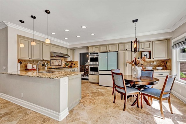 Detail Gallery Image 8 of 31 For 8020 E Santa Cruz Ave, Orange,  CA 92869 - 4 Beds | 3 Baths