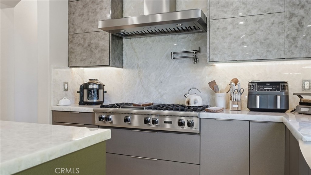 MLS #OC26116446 image #6