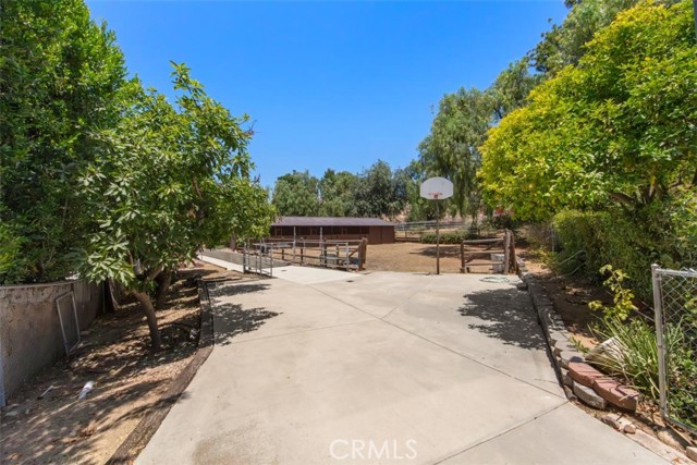Detail Gallery Image 24 of 51 For 175 Wrangler Rd, Simi Valley,  CA 93065 - 4 Beds | 2 Baths