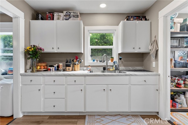 1515 S Walker Avenue, San Pedro CA: https://media.crmls.org/medias/f8e26ef9-fdd7-43e6-91d7-532fee439a30.jpg