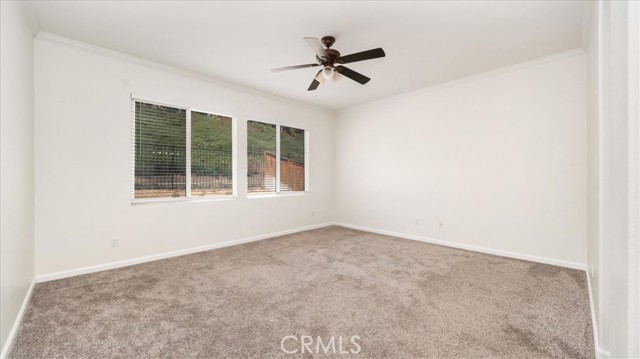 32059 Poppy Way, Lake Elsinore CA: https://media.crmls.org/medias/f8e2e1d6-1342-4c6a-ac92-b92d7c63d2ba.jpg