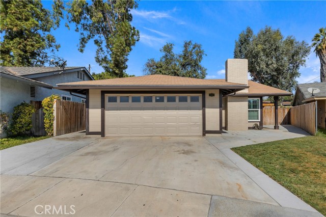 4245 Noyer Ln, Riverside, CA 92509