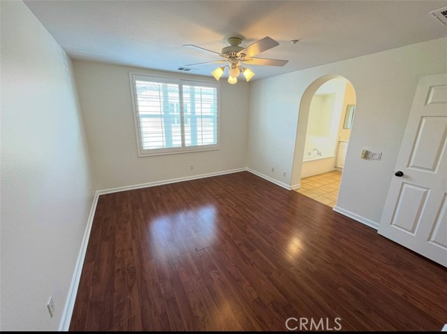 Detail Gallery Image 11 of 16 For 4441 Owens St #102,  Corona,  CA 92883 - 2 Beds | 2/1 Baths
