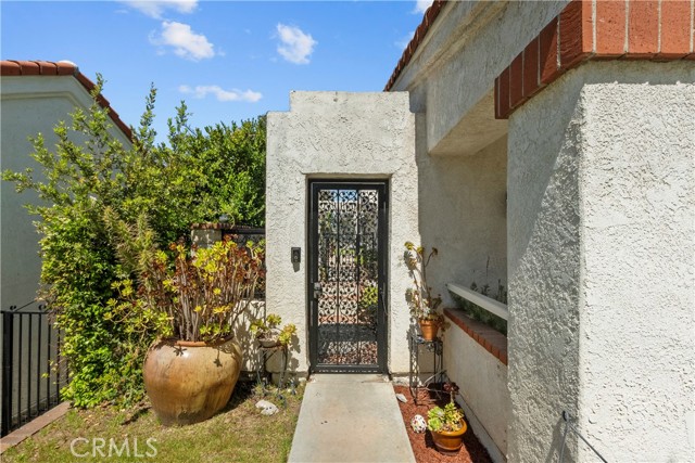 Detail Gallery Image 9 of 75 For 25880 Parma Ct, Valencia,  CA 91355 - 4 Beds | 3 Baths