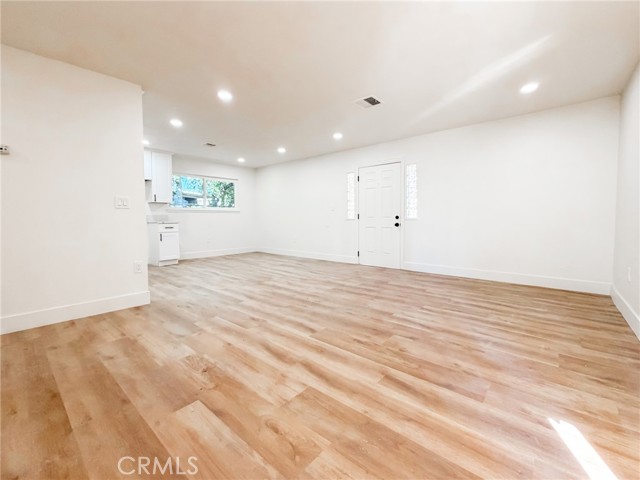 Detail Gallery Image 9 of 28 For 1444 N Pennsylvania, San Bernardino,  CA 92411 - 5 Beds | 3 Baths