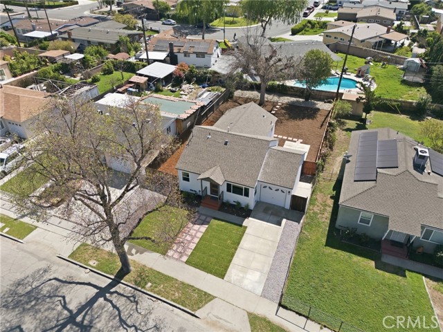 Detail Gallery Image 5 of 39 For 984 Fremont St, Pomona,  CA 91766 - 3 Beds | 2 Baths