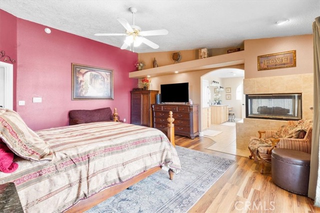 19287 Allegheny Road, Apple Valley CA: https://media.crmls.org/medias/f8e52989-31e7-44d9-aaff-5fe7a43559e4.jpg