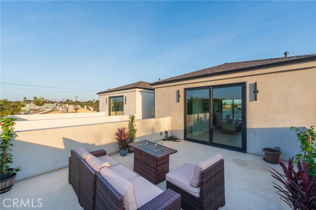 Detail Gallery Image 41 of 49 For 422 20th St, Huntington Beach,  CA 92648 - 3 Beds | 4/1 Baths