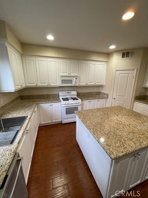 Detail Gallery Image 7 of 24 For 42621 Hussar Ct, Temecula,  CA 92592 - 5 Beds | 3 Baths