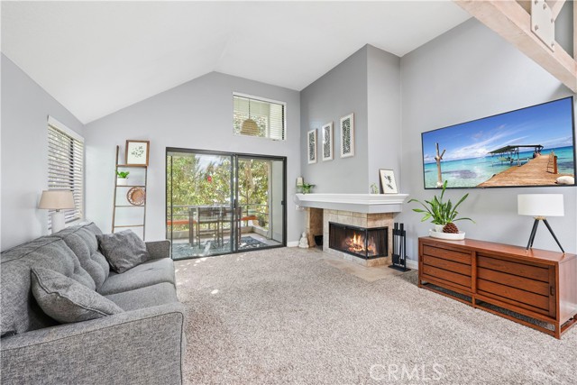 Detail Gallery Image 1 of 23 For 5744 E Creekside Ave #58,  Orange,  CA 92869 - 1 Beds | 1 Baths