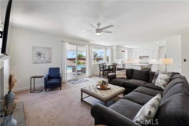 1732 Gamble Lane, Escondido CA: https://media.crmls.org/medias/f8e70a82-d8b7-4bc4-bf9e-164e7aae4f18.jpg