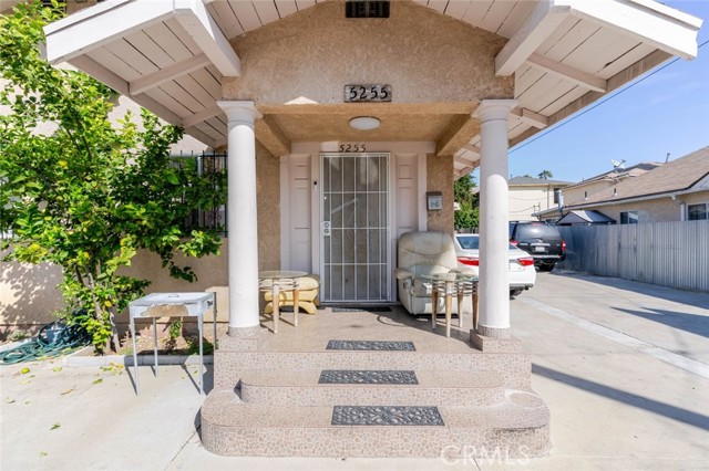 Detail Gallery Image 2 of 16 For 5253 Fountain Ave, Los Angeles,  CA 90029 - 1 Beds | 1 Baths