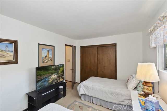 Detail Gallery Image 14 of 36 For 1096 Nadelhorn Dr, Lake Arrowhead,  CA 92352 - 3 Beds | 3 Baths