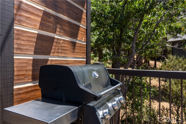 43778 Colusa Drive, Big Bear Lake CA: https://media.crmls.org/medias/f8e7d834-b687-43fd-98ed-f08610695f63.jpg