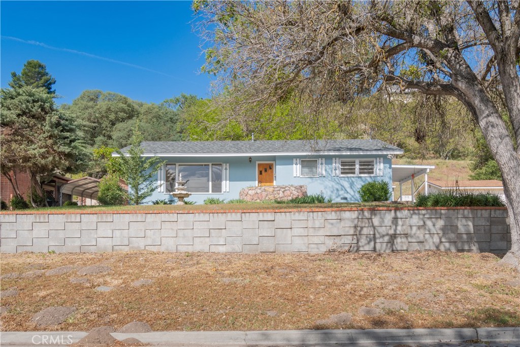 905 Olive Street, Paso Robles, CA 93446