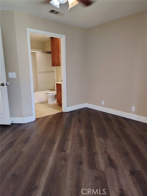 Detail Gallery Image 9 of 12 For 19229 Palo Verde Dr, Apple Valley,  CA 92308 - 2 Beds | 2 Baths
