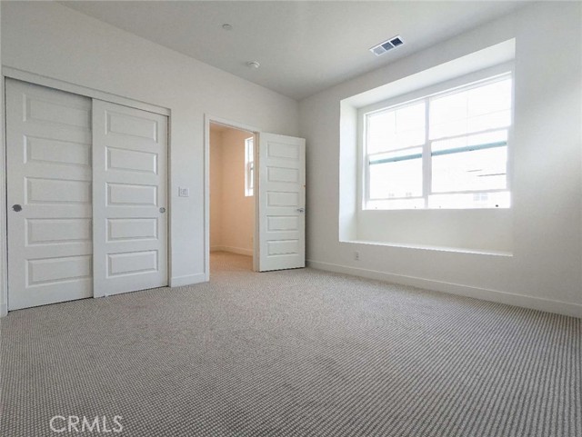 4284 S Heather Privado, Ontario CA: https://media.crmls.org/medias/f8e96e1a-3b1c-4811-bf8a-2e6779057dc3.jpg