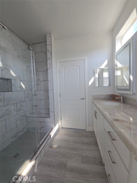 350 E San Jacinto, Perris CA: https://media.crmls.org/medias/f8e9b518-1bcc-45cf-9616-ad1a27cb99b5.jpg