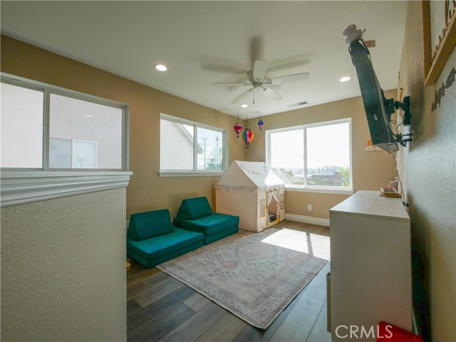 Detail Gallery Image 28 of 34 For 1064 Moreno Way, Placentia,  CA 92870 - 3 Beds | 2/1 Baths