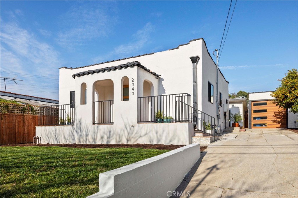 2343 W. Ave 33, Glassell Park, CA 90065