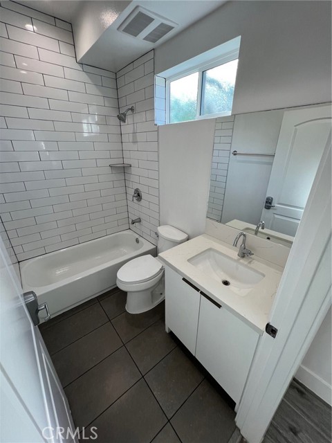 1218 Arapahoe St, Los Angeles CA: https://media.crmls.org/medias/f8eae8e5-426c-4d18-b68a-2542235f80dd.jpg